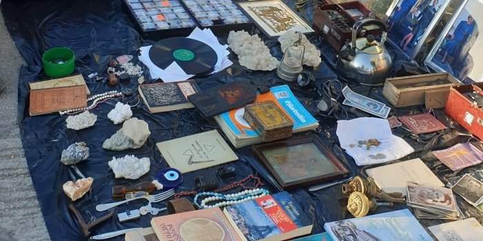 Visite - Marché aux puces Militari